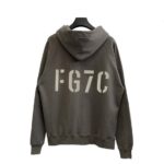 Sudadera con capucha Fear of God Essentials FG7C