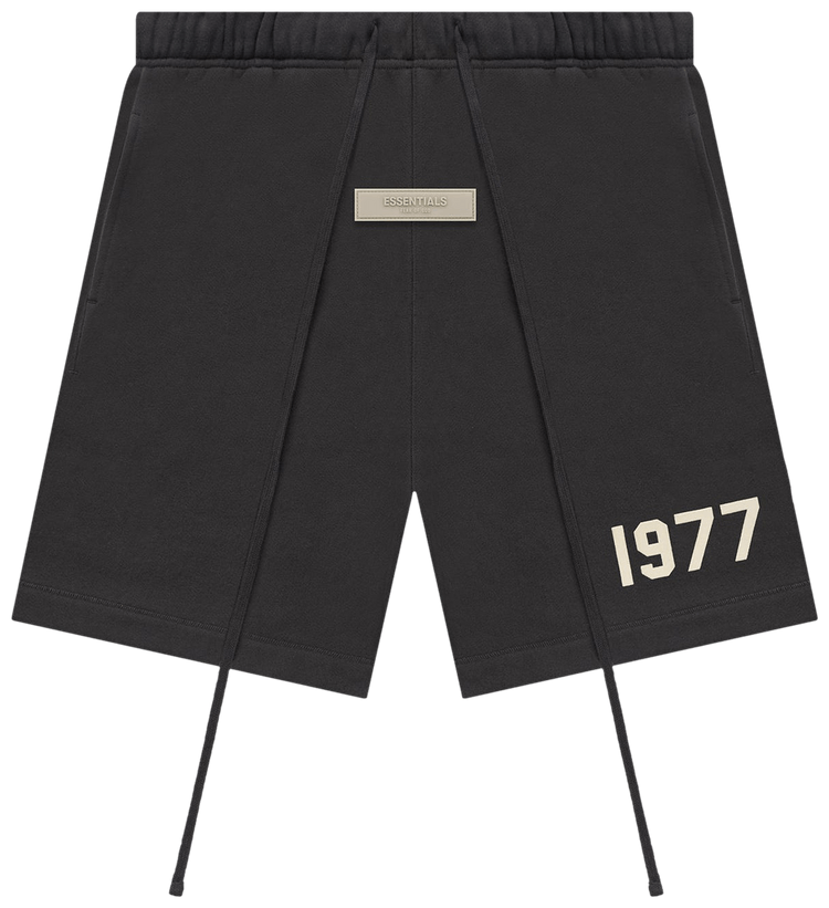 917646_00 Black Essentials Shorts